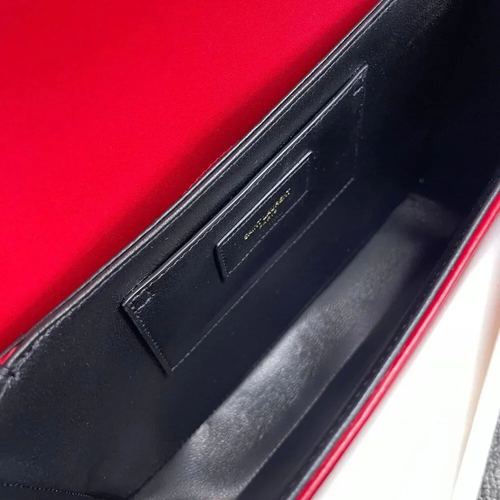 100% Authentic Yves Saint Laurent Leather Shoulder Bag - Picture 15 of 16